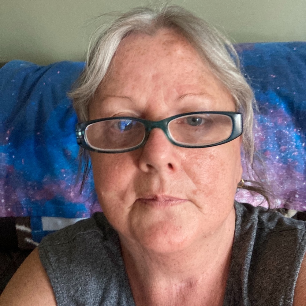 Meet your Posher, Toni